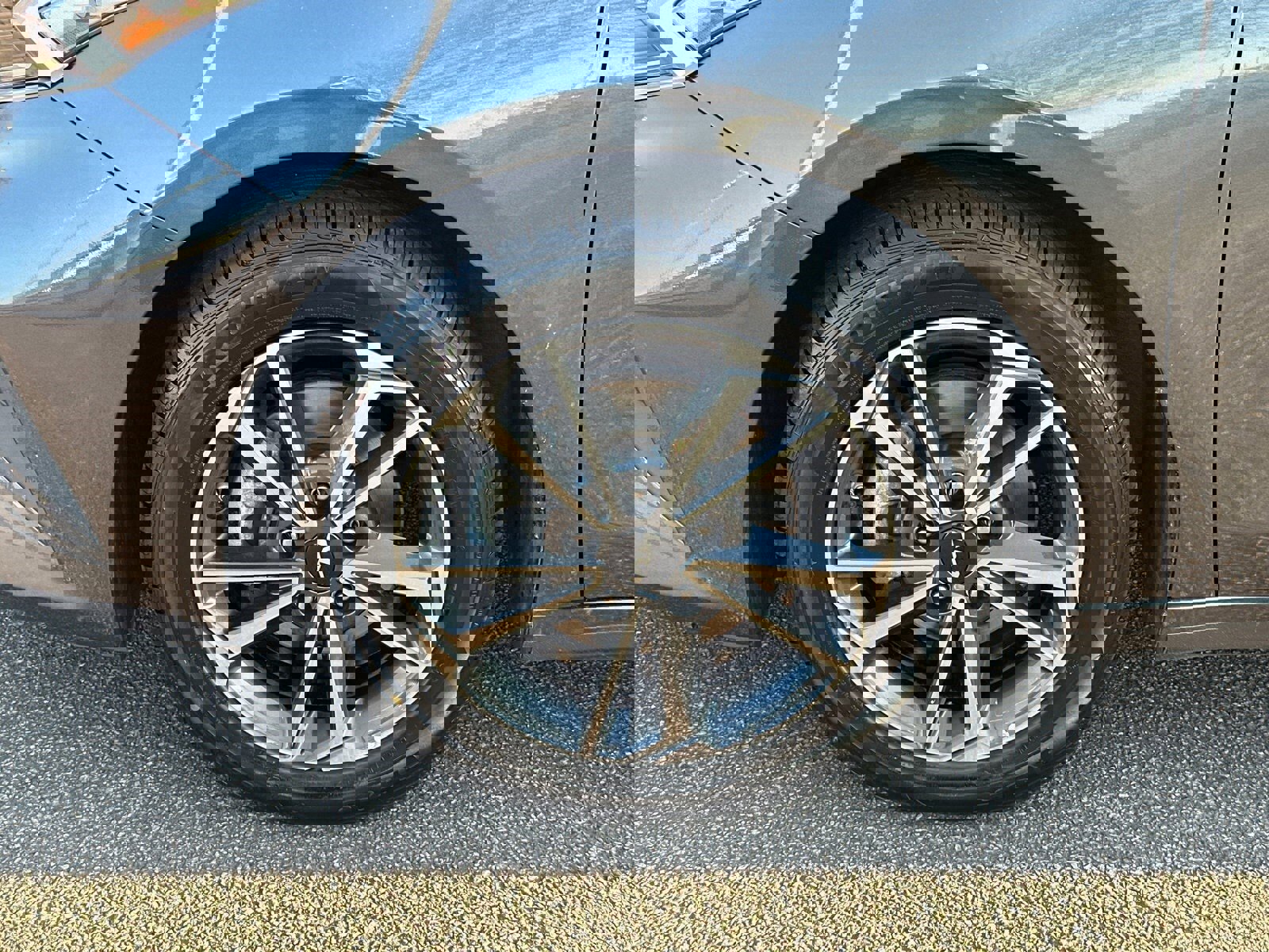 Used 2023 Kia Forte LXS image 11