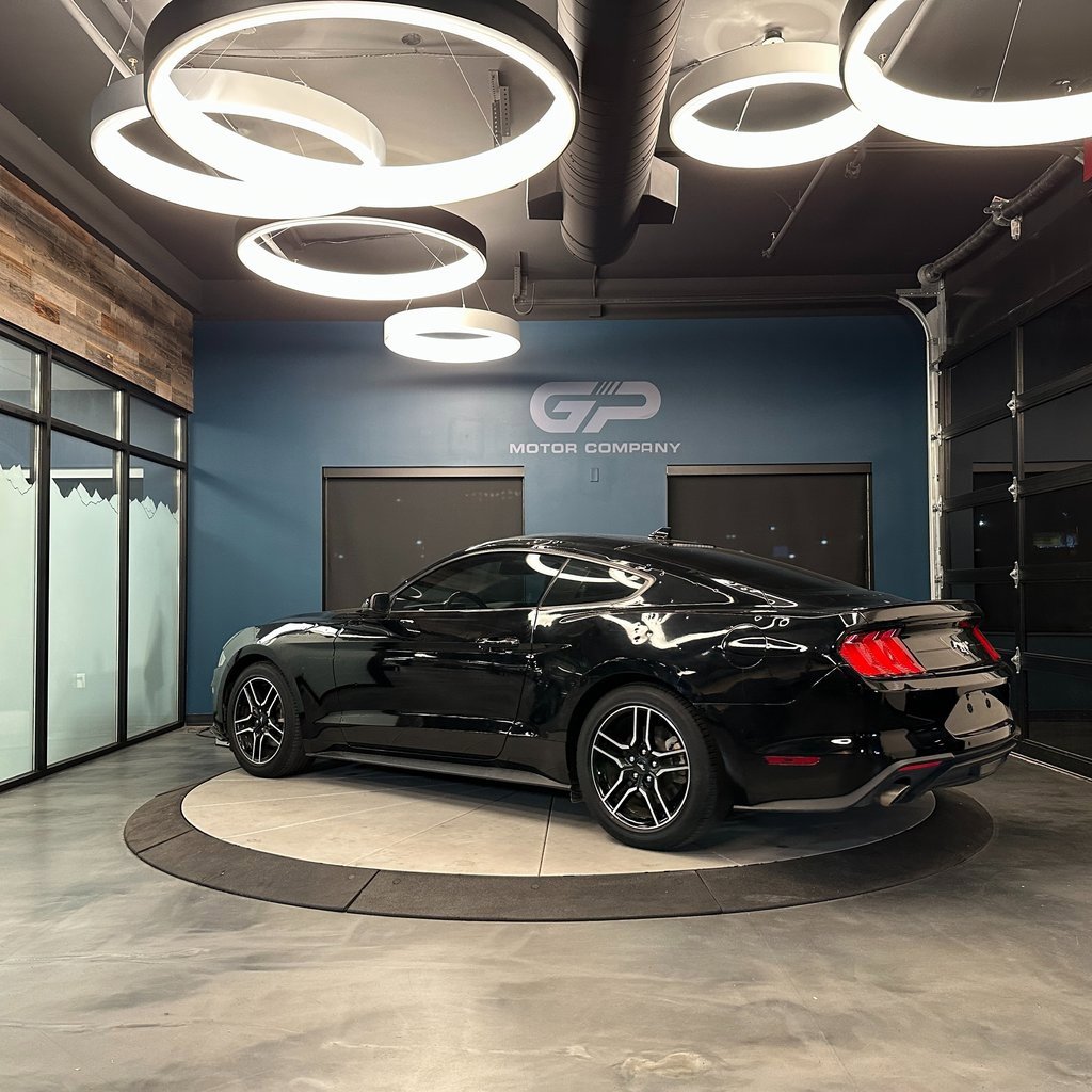 Used 2020 Ford Mustang Premium w/ Equipment Group 201A image 5