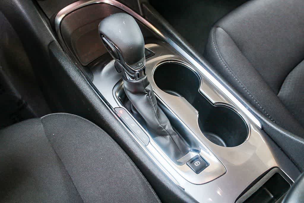 Used 2023 Chevrolet Malibu LT image 19