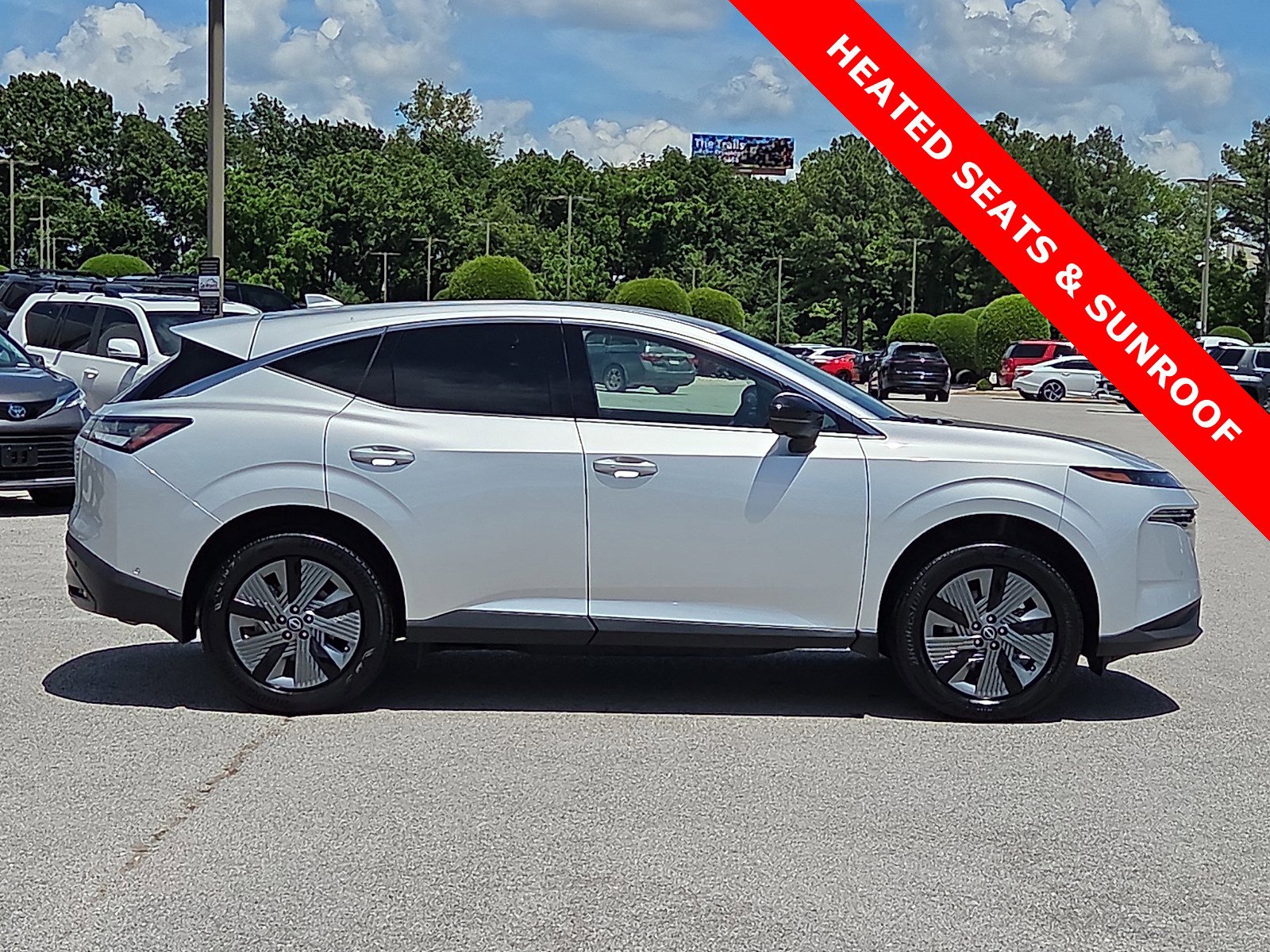 Used 2025 Nissan Murano SL AWD/4WD image 6