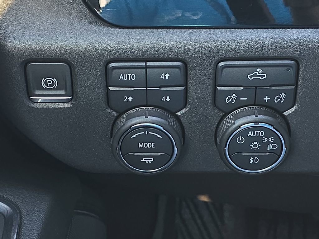 Used 2024 Chevrolet Silverado 1500 LT Trail Boss image 24