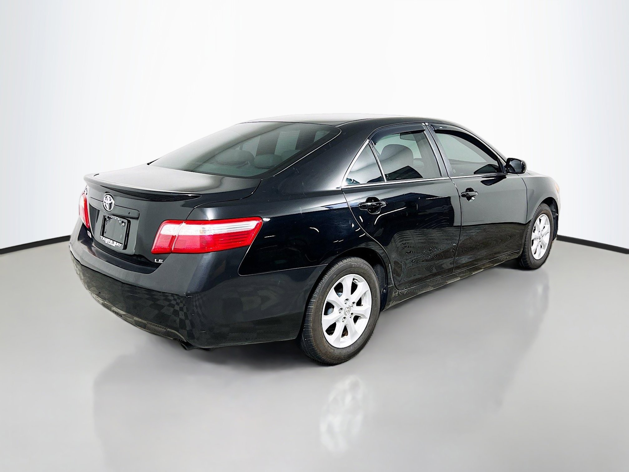 Used 2009 Toyota Camry LE image 4