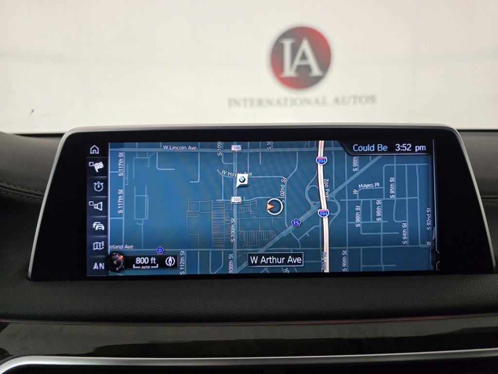 Used 2016 BMW 750i xDrive image 26