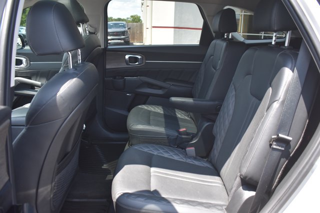 Used 2022 Kia Sorento SX Prestige AWD/4WD image 15
