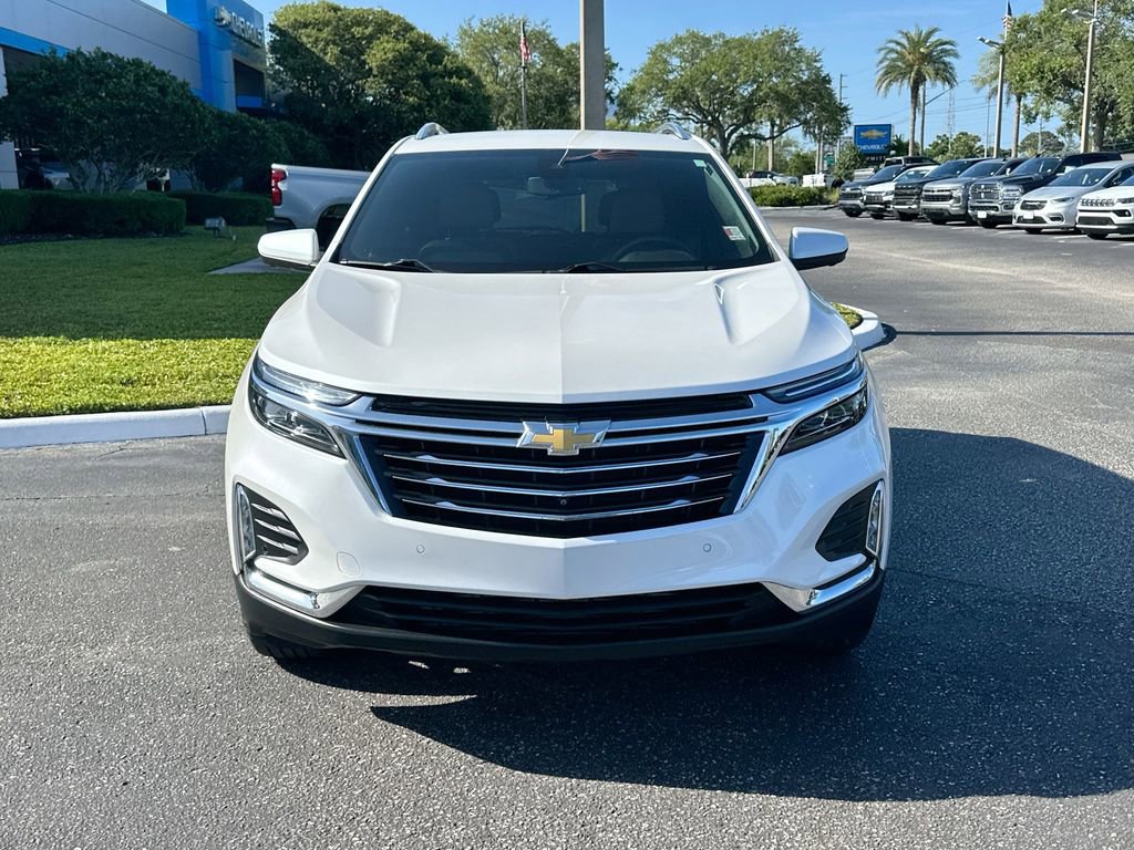 Used 2022 Chevrolet Equinox Premier AWD/4WD image 2