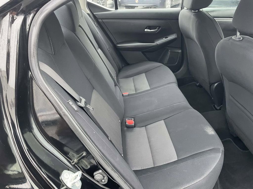 Used 2022 Nissan Sentra SV image 44