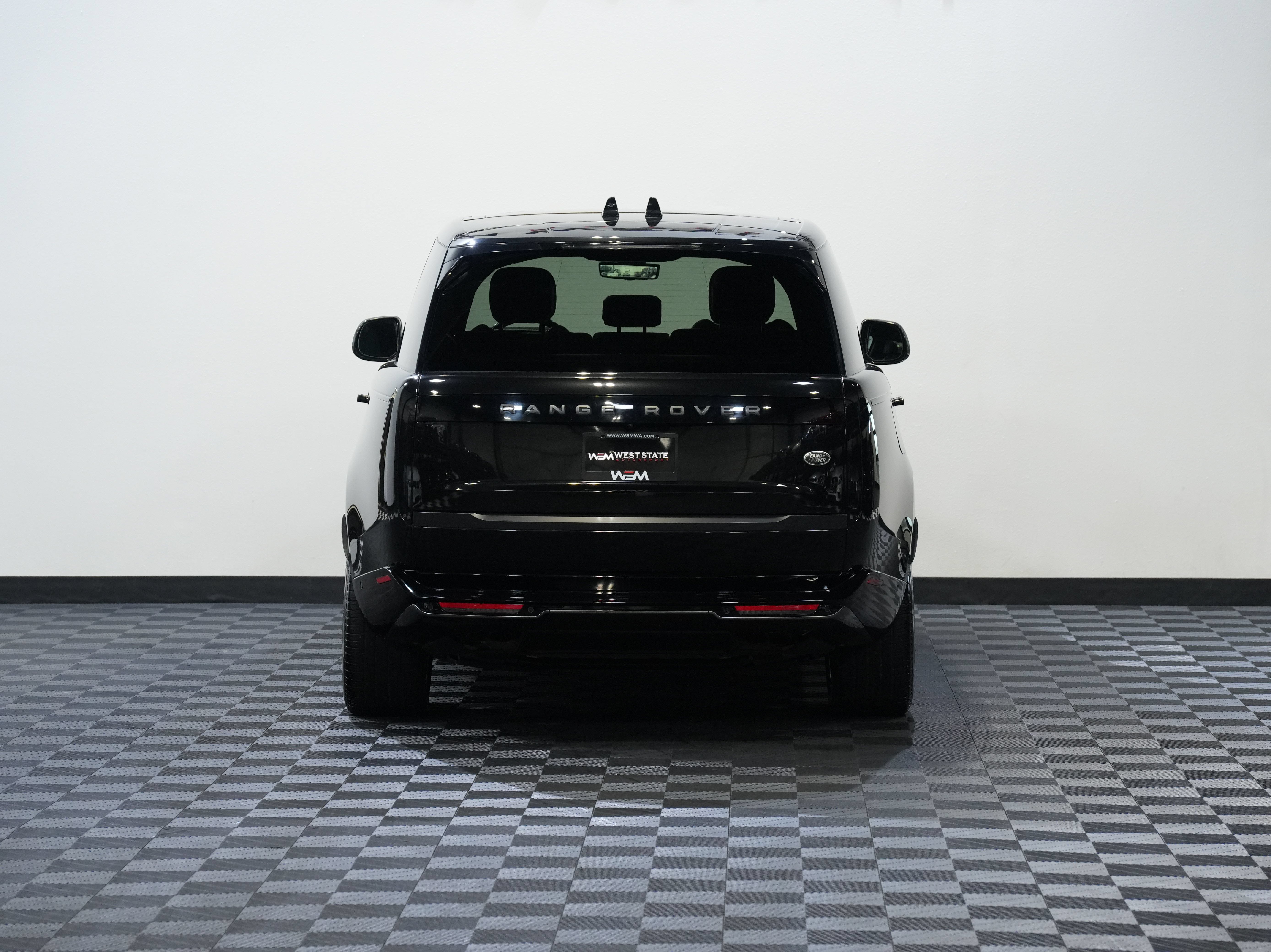Used 2023 Land Rover Range Rover SE AWD/4WD image 7