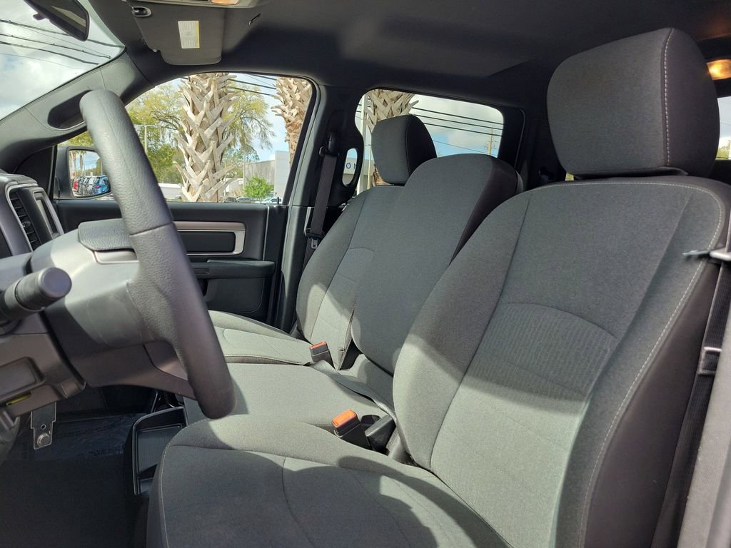 Used 2024 RAM 1500 Classic Warlock image 31