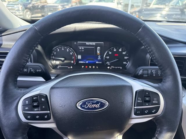 Used 2023 Ford Explorer XLT w/ Equipment Group 202A AWD/4WD image 35