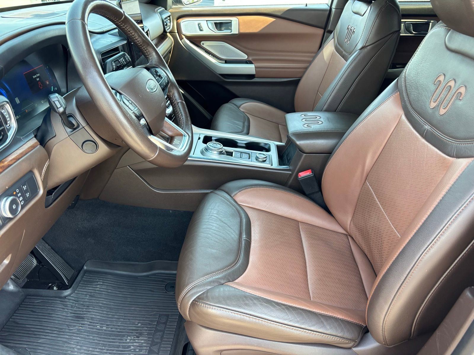 Used 2022 Ford Explorer King Ranch w/ Class IV Trailer Tow Package AWD/4WD image 18