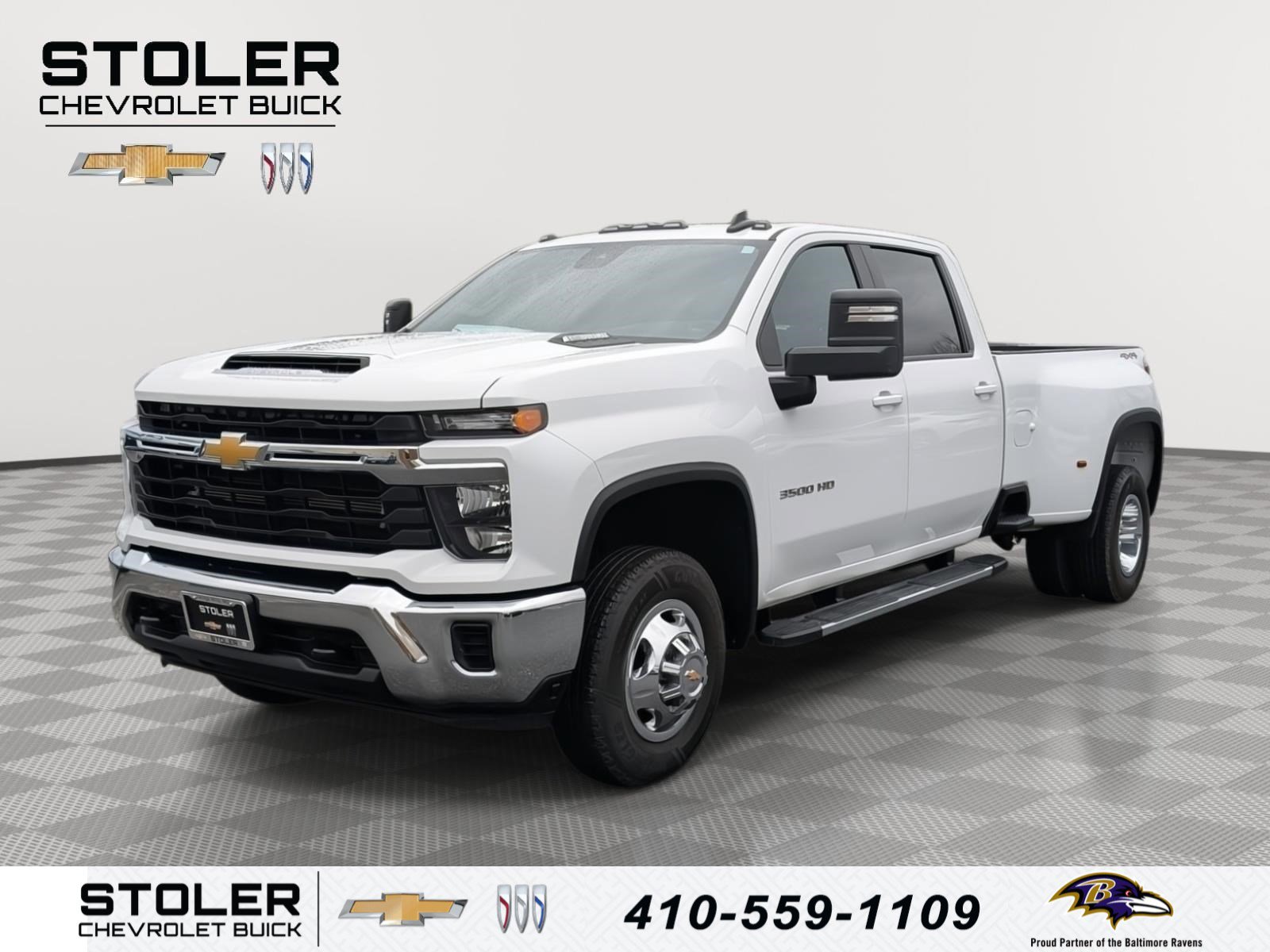 Used 2024 Chevrolet Silverado 3500 LT image 1