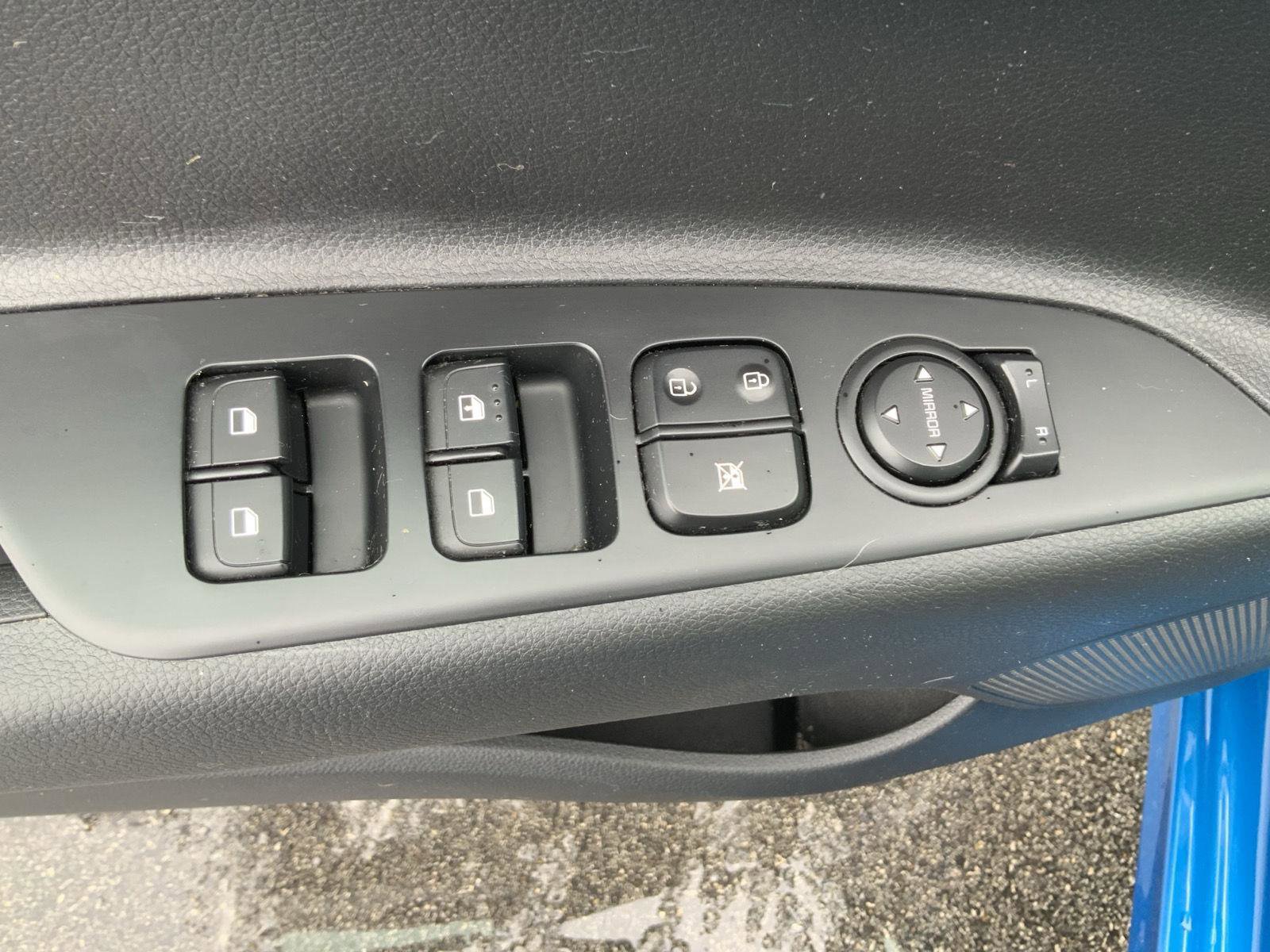 Used 2022 Kia Rio S w/ Technology Package image 20