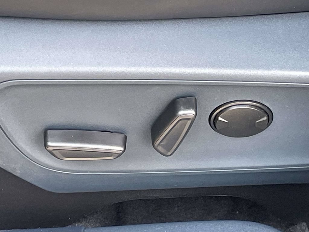 New 2026 Ford Maverick Lobo AWD/4WD image 14