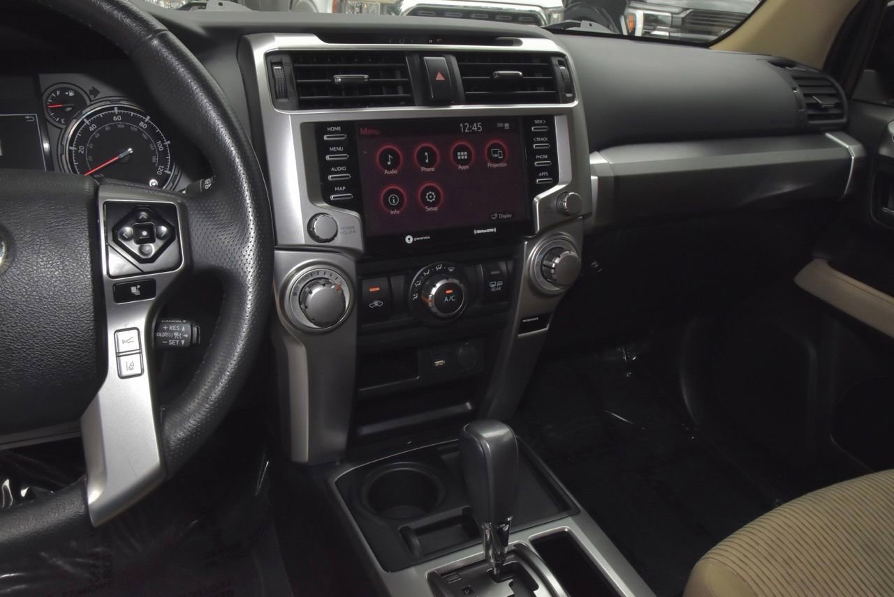 Used 2022 Toyota 4Runner SR5 RWD image 27