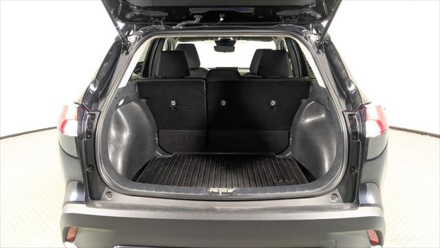 Used 2024 Toyota Corolla Cross LE FWD image 17