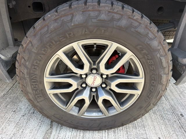 Used 2021 GMC Sierra 1500 AT4 w/ AT4 Premium Package AWD/4WD image 6