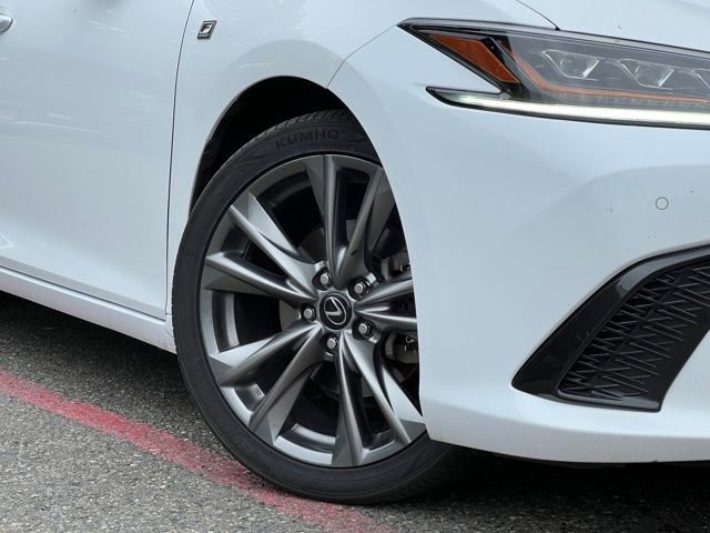 Used 2021 Lexus ES 250 F Sport AWD/4WD image 2