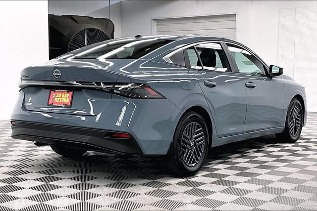 New 2026 Nissan Sentra SV w/ Floor Mat Package FWD image 16