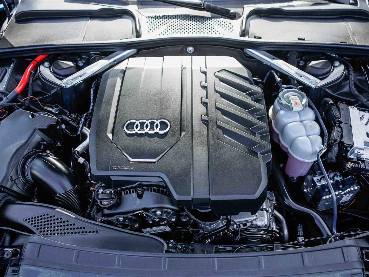 Used 2025 Audi A5 2.0T Premium Plus w/ Convenience Plus Package image 27