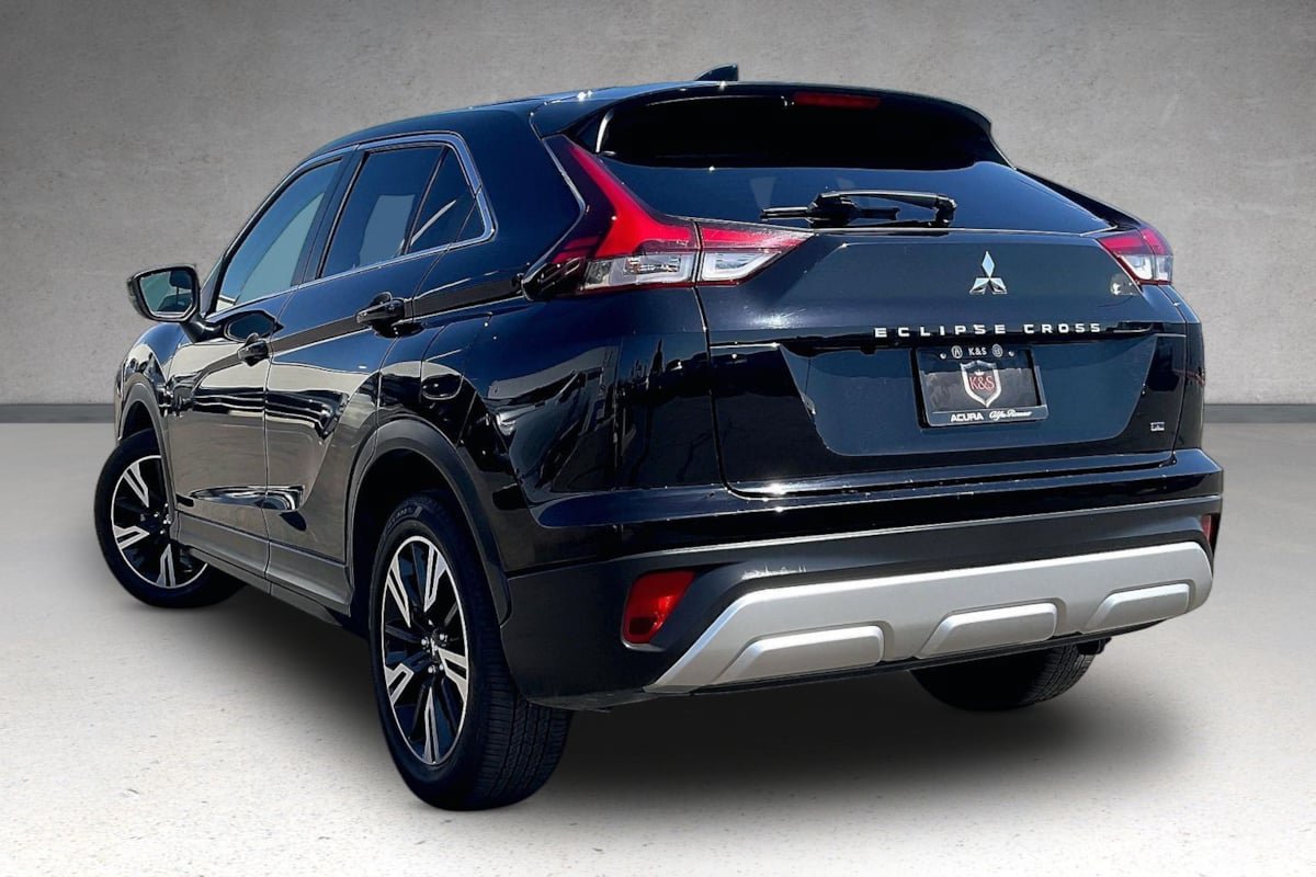 Used 2025 Mitsubishi Eclipse Cross SE AWD/4WD image 3