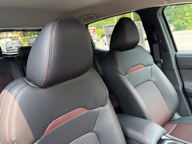 New 2026 Nissan Kicks SR FWD image 28