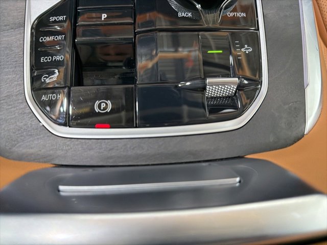 Certified 2024 BMW X7 xDrive40i w/ Premium Package image 44