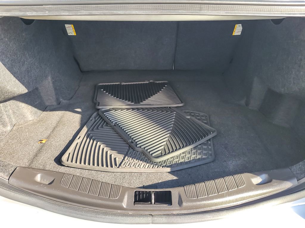 Used 2014 Ford Fusion SE w/ Equipment Group 202A image 19