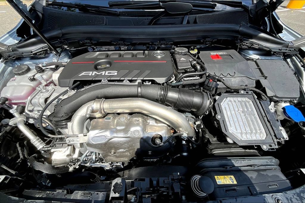 New 2026 Mercedes-Benz GLA 35 AMG 4MATIC image 11