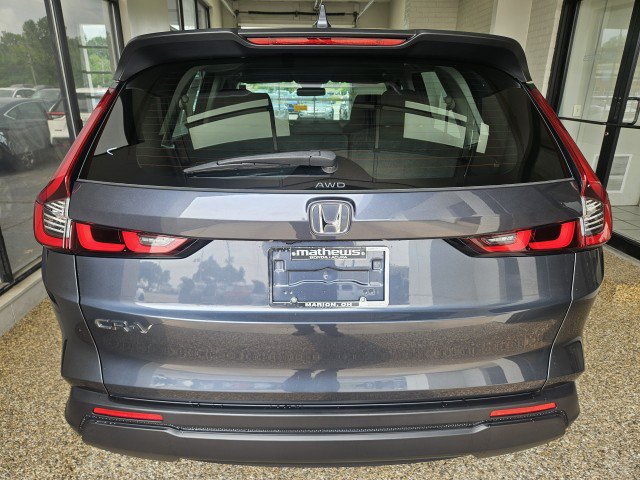 Used 2023 Honda CR-V LX image 3