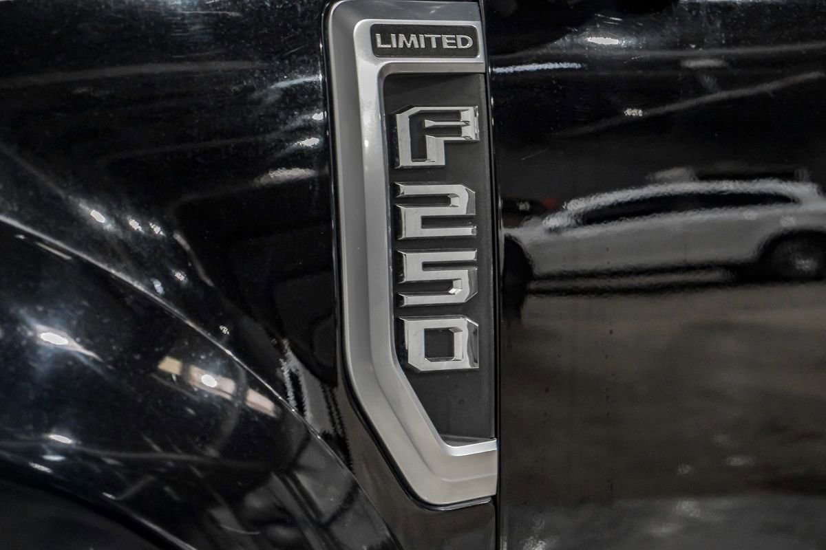 Used 2019 Ford F250 Limited w/ FX4 Off-Road Package AWD/4WD image 53
