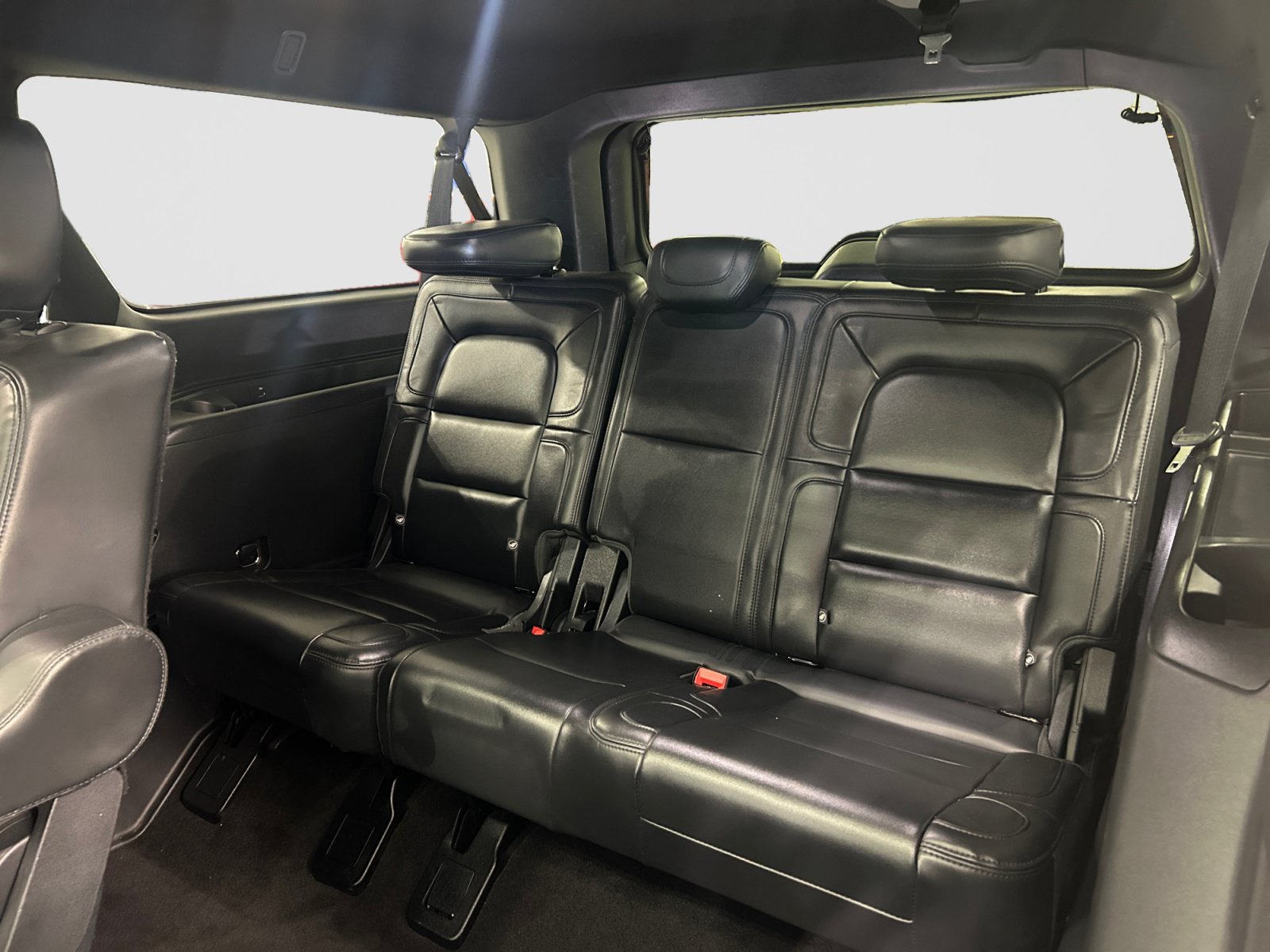 Used 2024 Lincoln Navigator L 4WD image 19