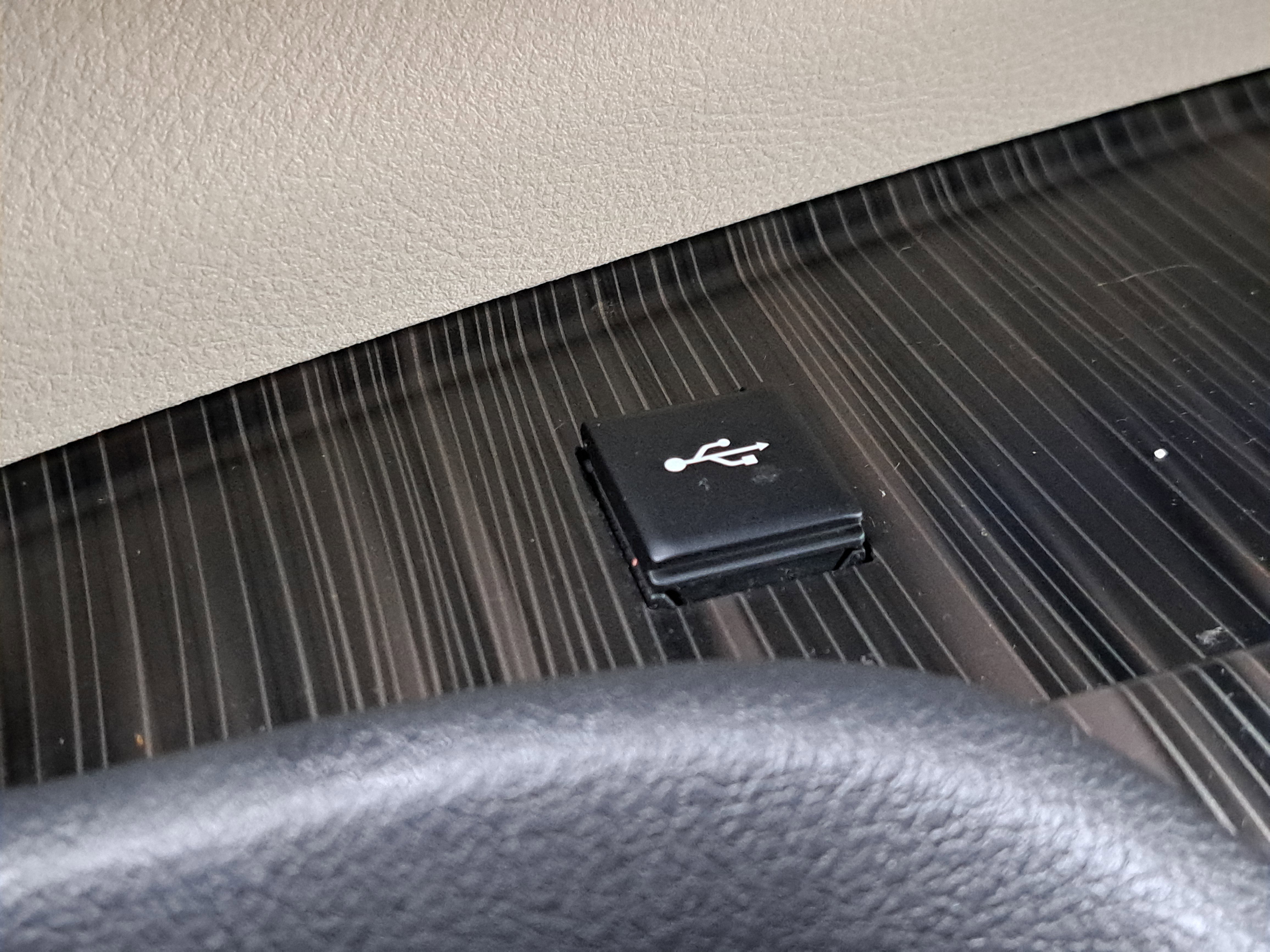 Certified 2021 Toyota Sienna Platinum image 31