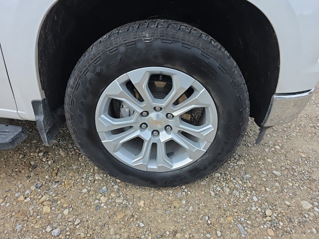 Certified 2024 Chevrolet Silverado 1500 LTZ w/ LTZ Premium Package image 47