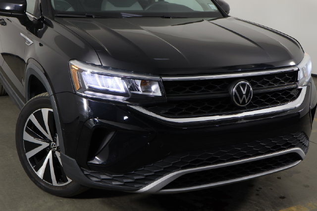 Used 2022 Volkswagen Taos SE FWD image 45