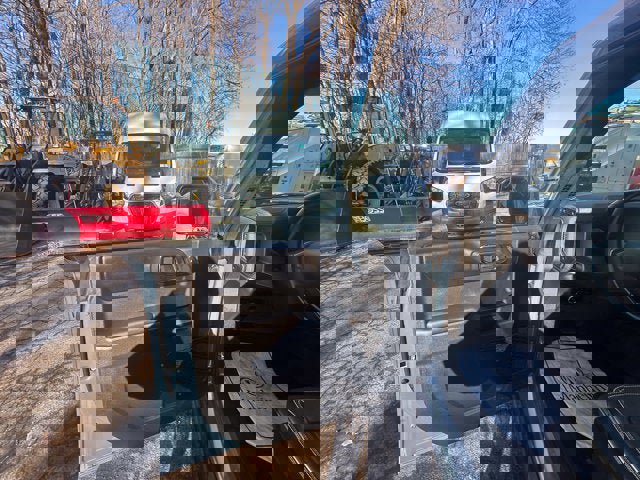 Used 2025 Ford Bronco Outer Banks image 15