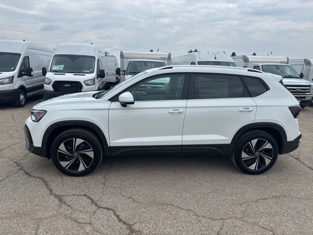 New 2025 Volkswagen Taos SE image 29