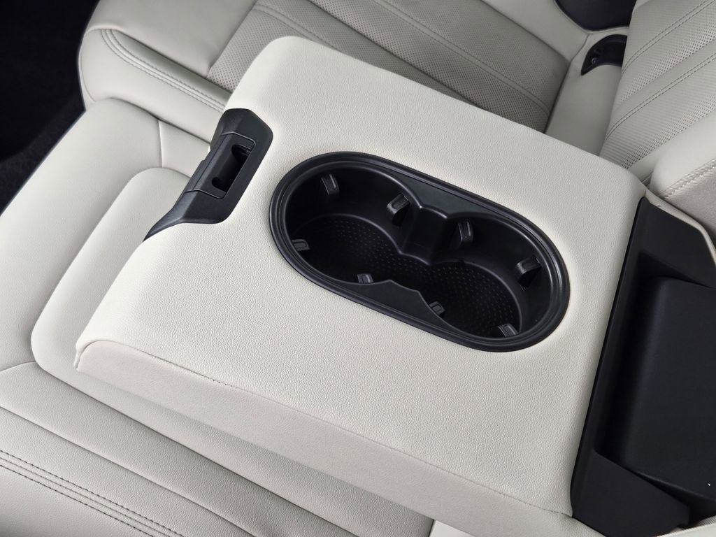 Certified 2025 Audi Q5 Prestige image 37