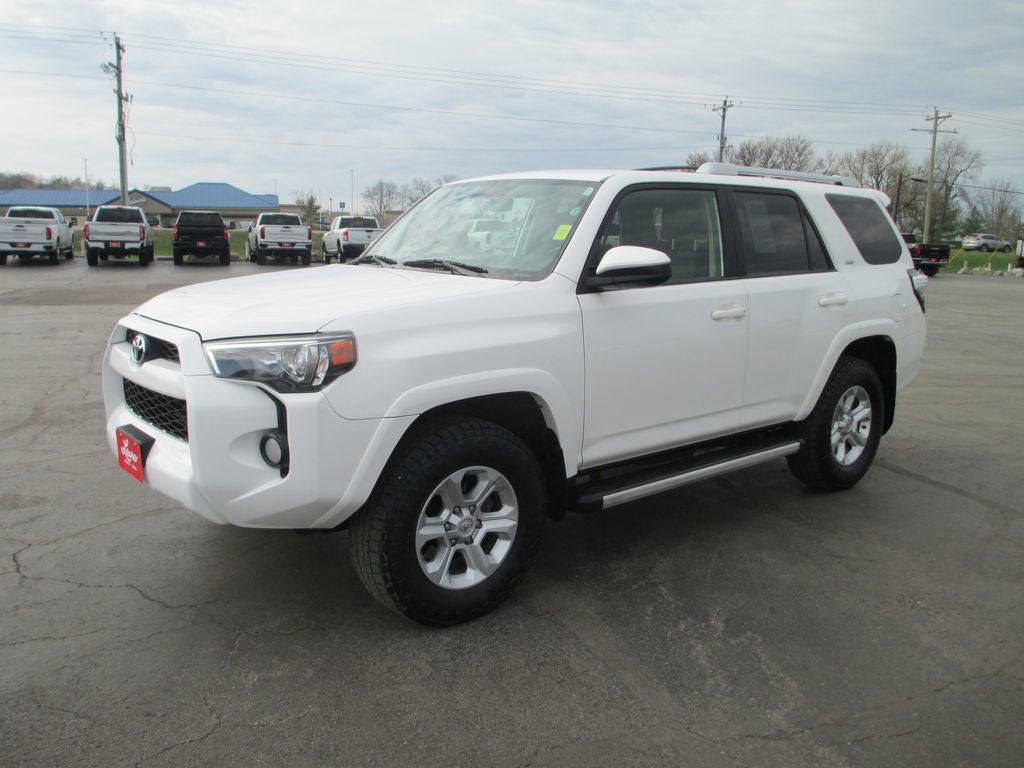Used 2018 Toyota 4Runner SR5 image 10