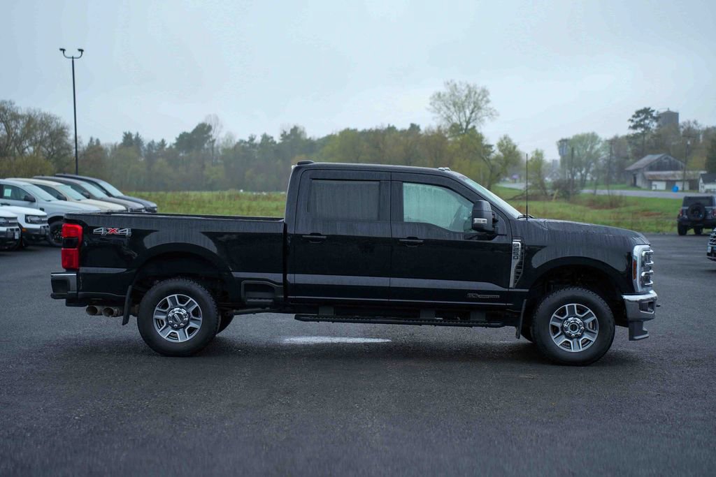 Used 2024 Ford F250 Lariat AWD/4WD image 4