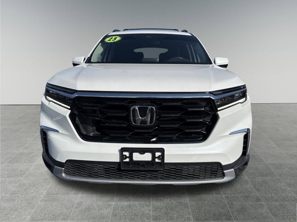 Used 2023 Honda Pilot Touring image 9