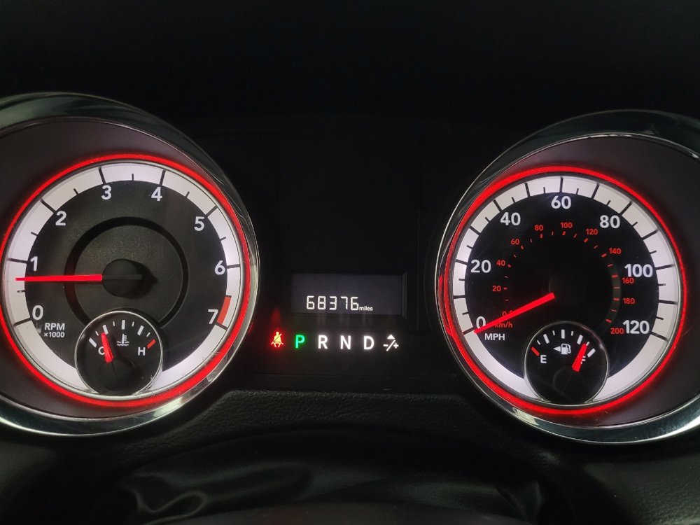 Used 2020 Dodge Grand Caravan SE w/ UConnect Hands-Free Group image 23