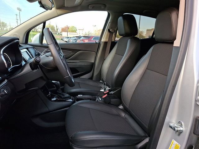 Used 2022 Buick Encore Preferred w/ Safety Package image 14