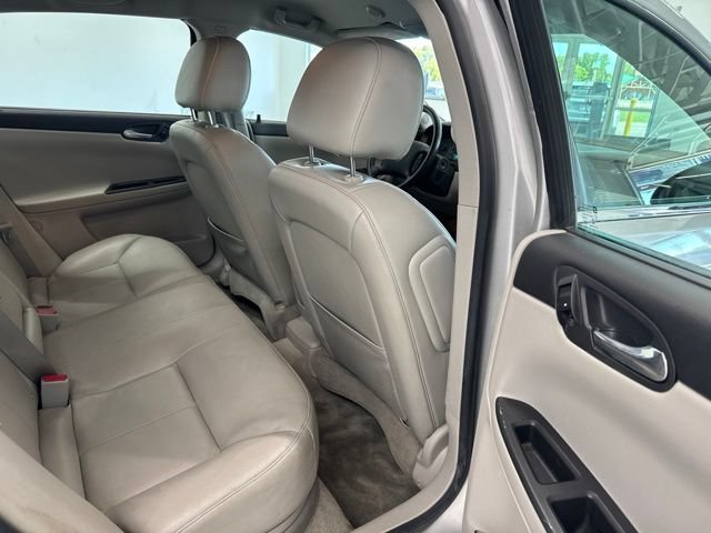 Used 2016 Chevrolet Impala LTZ FWD image 24