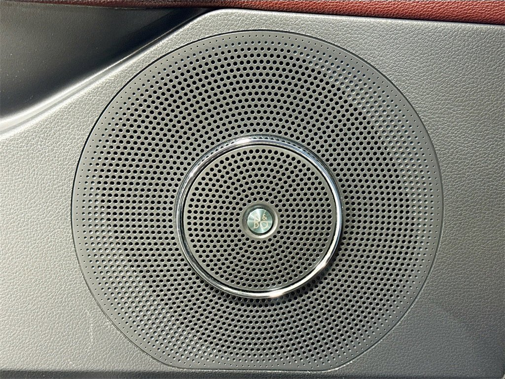 Used 2023 Ford Expedition Limited image 23