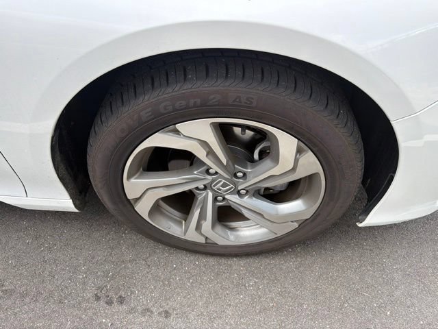 Used 2020 Honda Accord EX image 13
