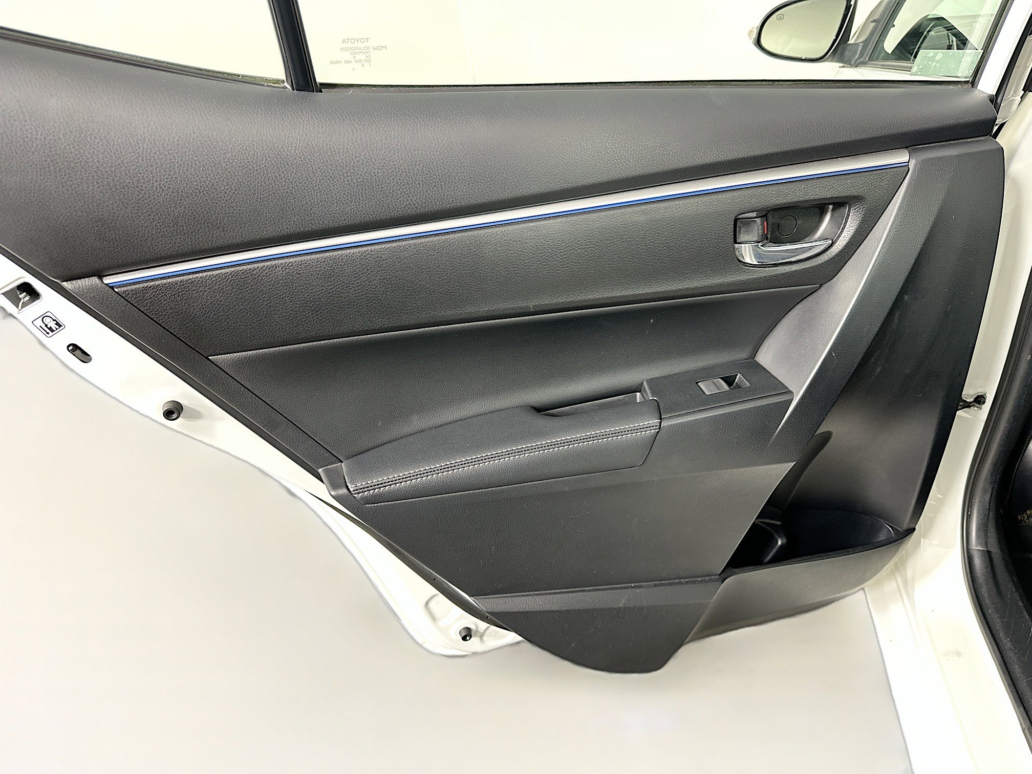 Used 2016 Toyota Corolla S image 25