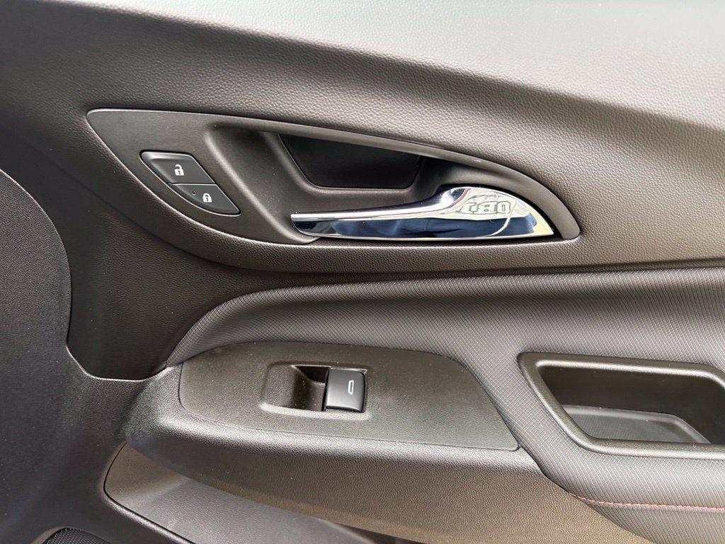 Used 2024 Chevrolet Equinox RS FWD image 27