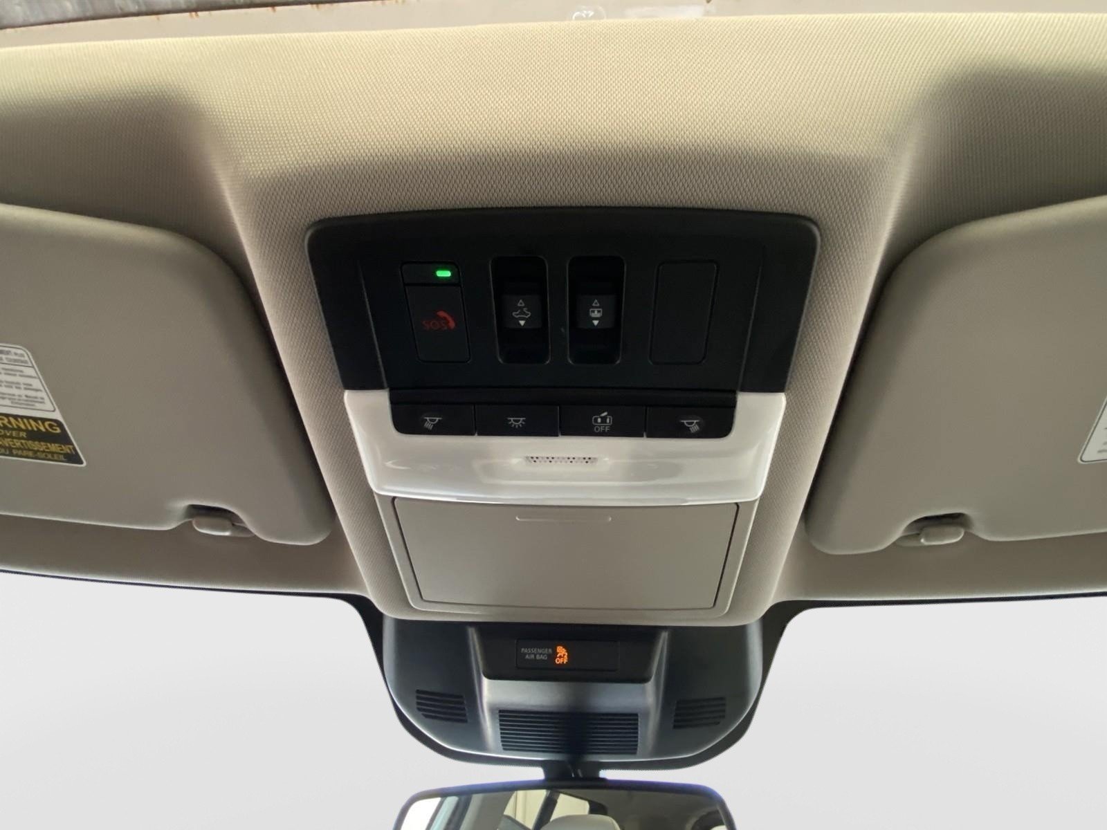 Used 2023 Nissan Rogue SL AWD/4WD image 29