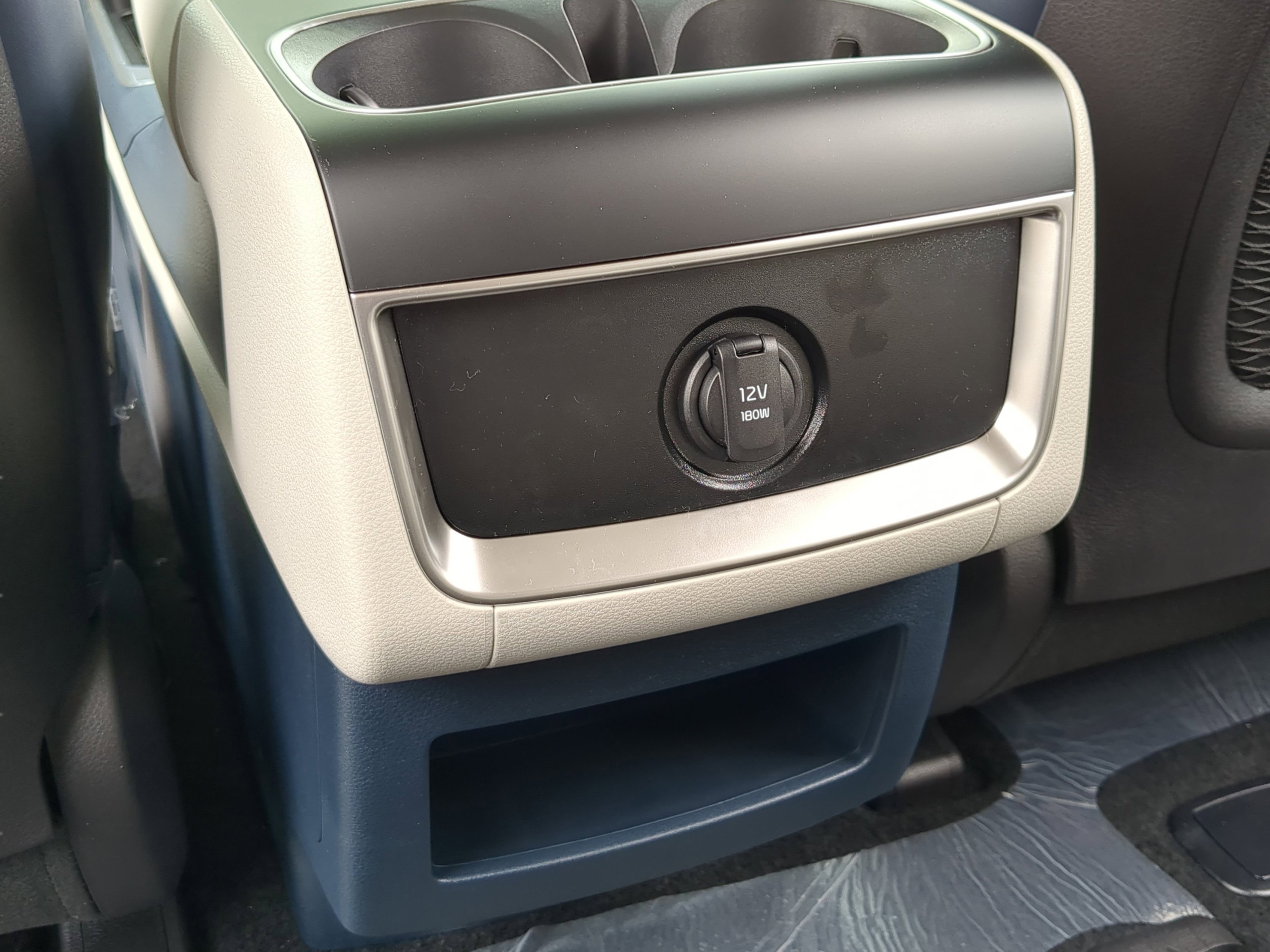 New 2026 Kia Carnival EX FWD image 23