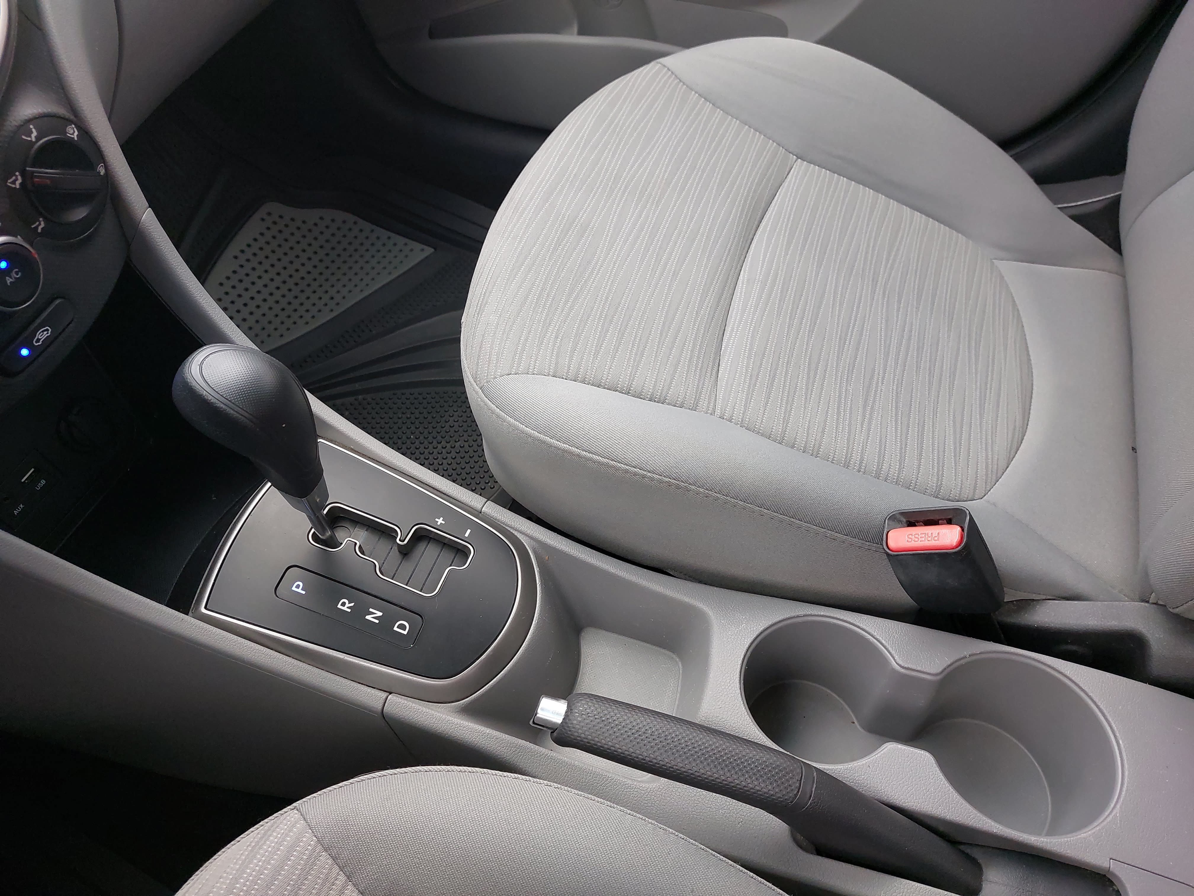 Used 2016 Hyundai Accent SE FWD image 22